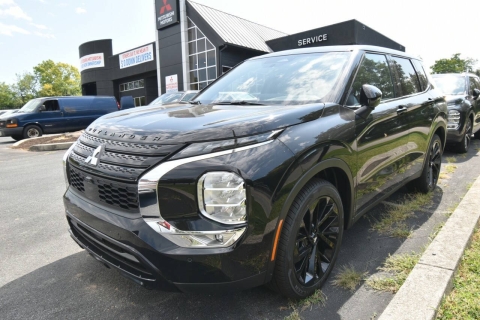 2024 Mitsubishi Outlander SE Black Edition 4dr SUV