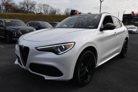 2020 Alfa Romeo Stelvio Ti AWD 4dr Crossover