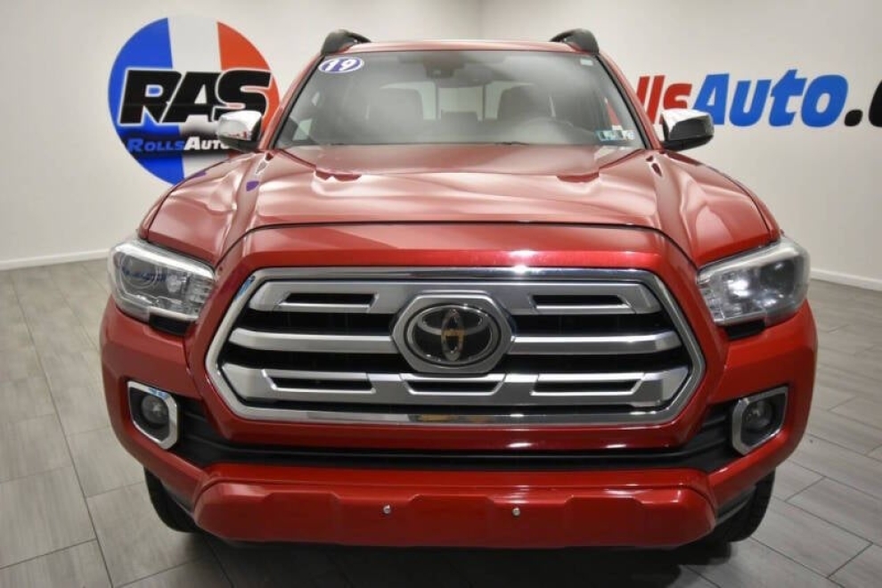 2019 Toyota Tacoma Limited 4x4 4dr Double Cab 5.0 ft SB - photo 5