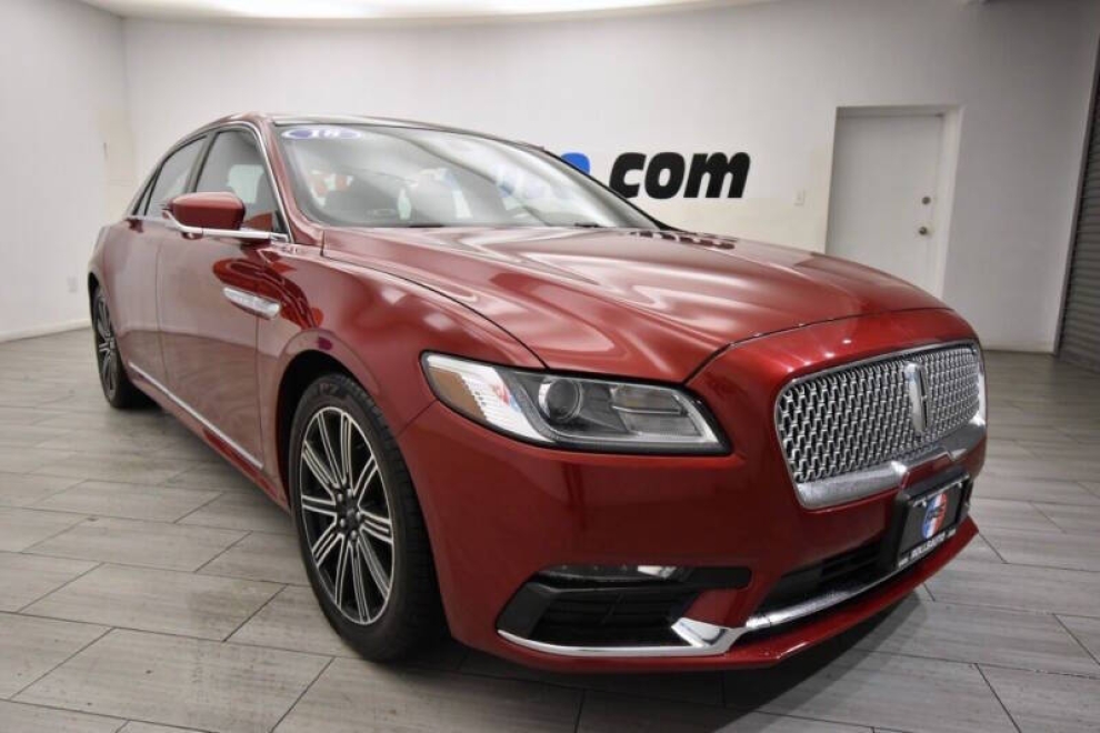 2018 Lincoln Continental Reserve AWD 4dr Sedan - photo 5