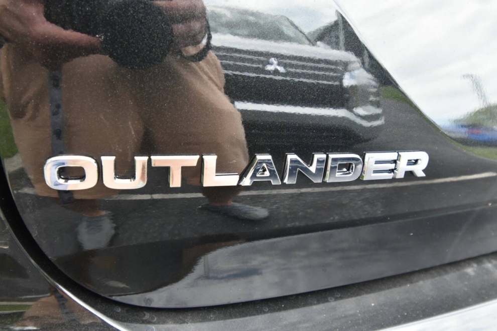 2024 Mitsubishi Outlander SEL AWD 4dr SUV - photo 38