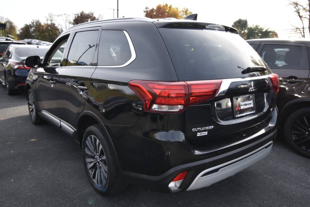 2020 Mitsubishi Outlander SEL 4dr SUV - photo 4