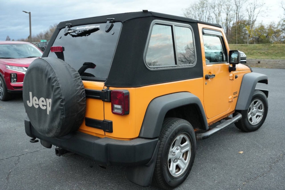 2012 Jeep Wrangler Sport 4x4 2dr SUV - photo 4