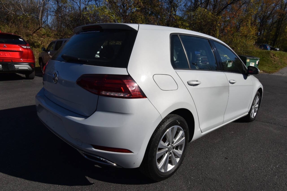 2021 Volkswagen Golf TSI 4dr Hatchback 8A - photo 2