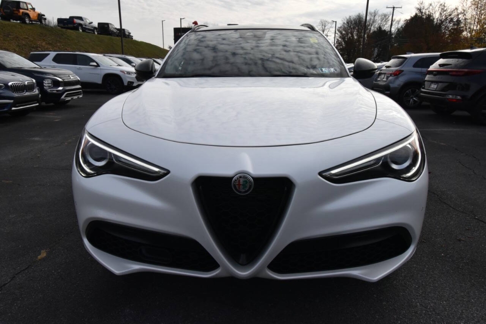 2020 Alfa Romeo Stelvio Ti AWD 4dr Crossover - photo 2