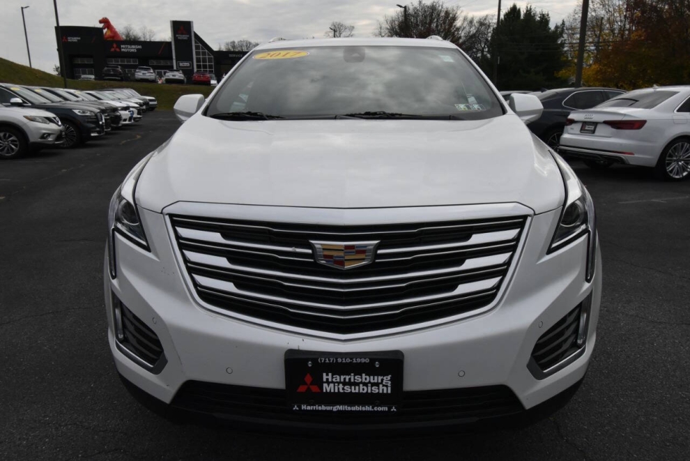 2017 Cadillac XT5 Luxury 4dr SUV - photo 2