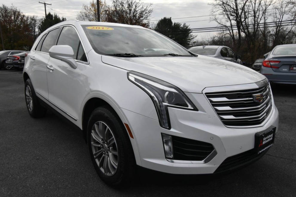 2017 Cadillac XT5 Luxury 4dr SUV - photo 3