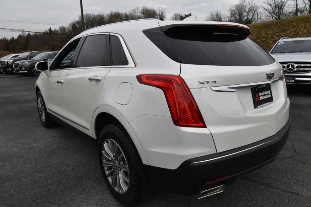 2017 Cadillac XT5 Luxury 4dr SUV - photo 6