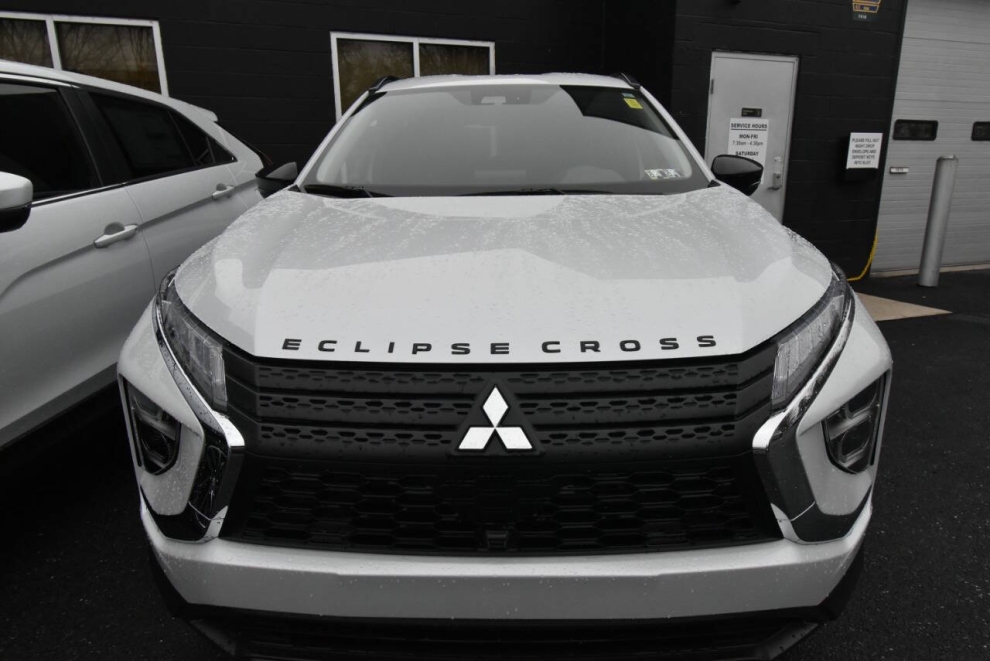 2024 Mitsubishi Eclipse Cross Black Edition AWD 4dr Crossover - photo 2