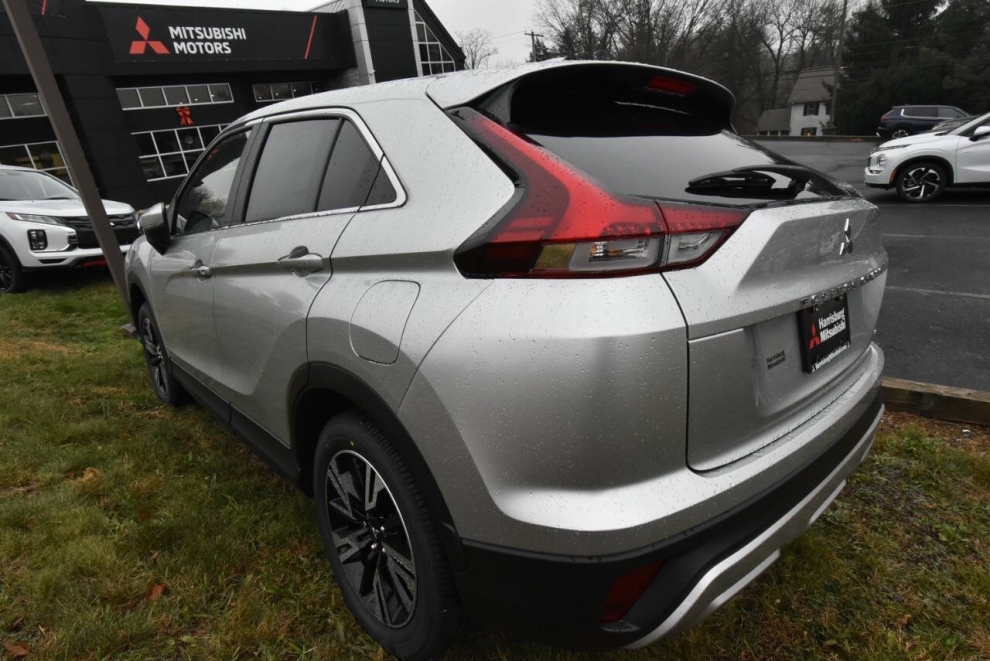 2025 Mitsubishi Eclipse Cross - photo 6