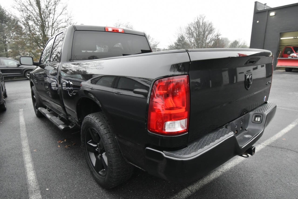 2017 RAM 1500 Express 4x4 4dr Quad Cab 6.3 ft. SB Pickup - photo 6