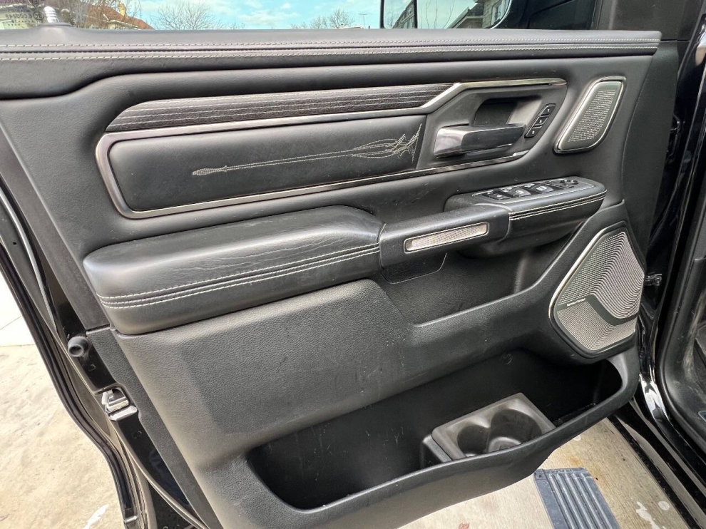 2019 RAM 1500 Limited 4x4 4dr Crew Cab 5.6 ft. SB Pickup - photo 7