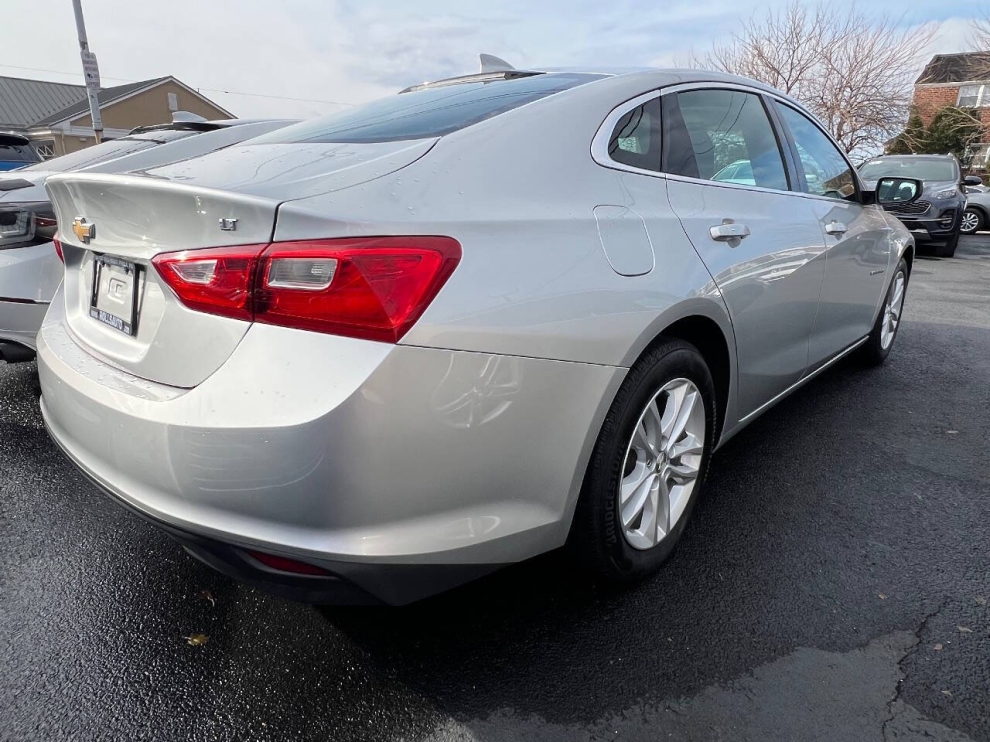 2016 Chevrolet Malibu LT 4dr Sedan w/1LT - photo 3