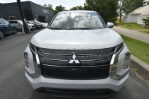 2024 Mitsubishi Outlander ES AWD 4dr SUV - photothumb 5