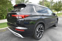 2024 Mitsubishi Outlander SEL AWD 4dr SUV - photothumb 3