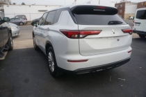 2023 Mitsubishi Outlander ES 4dr SUV - photothumb 2